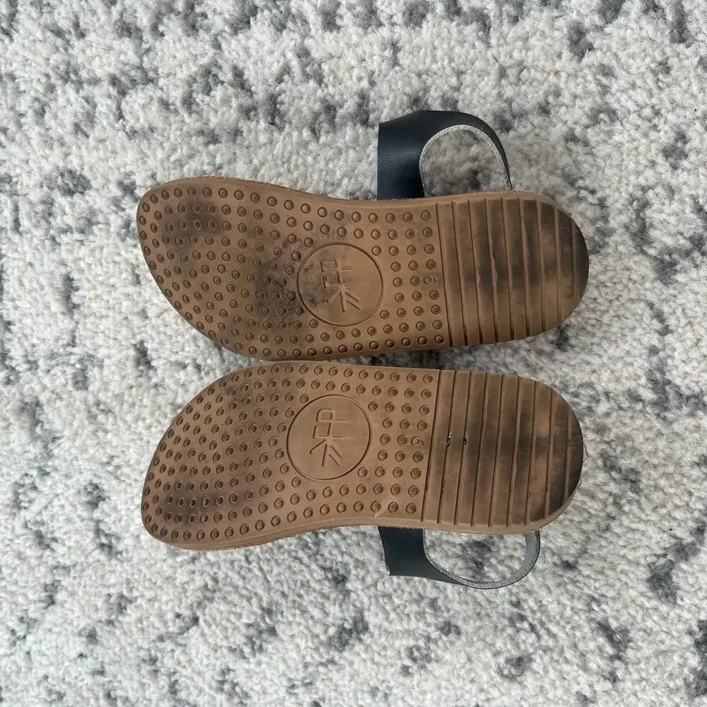 Freshly Picked Black Sandals size 9
